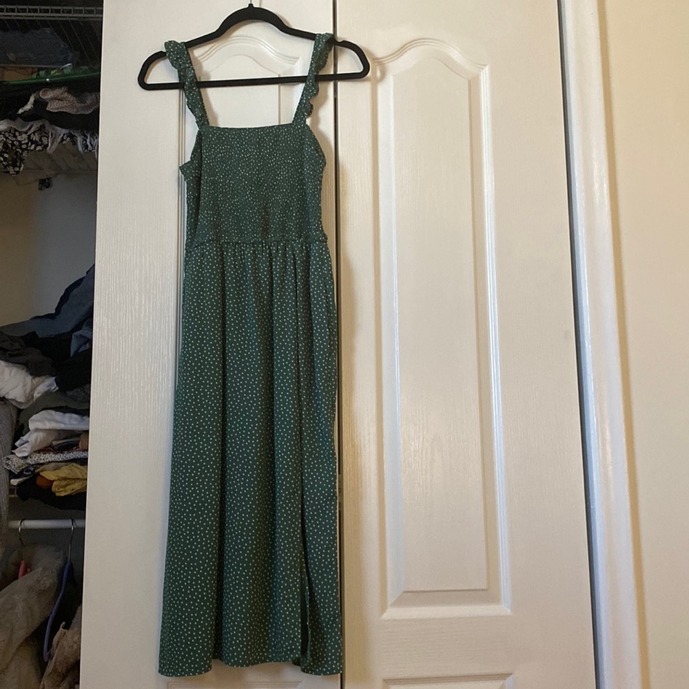 NWT Abercrombie and Fitch Green Polka Dot Midi Dress